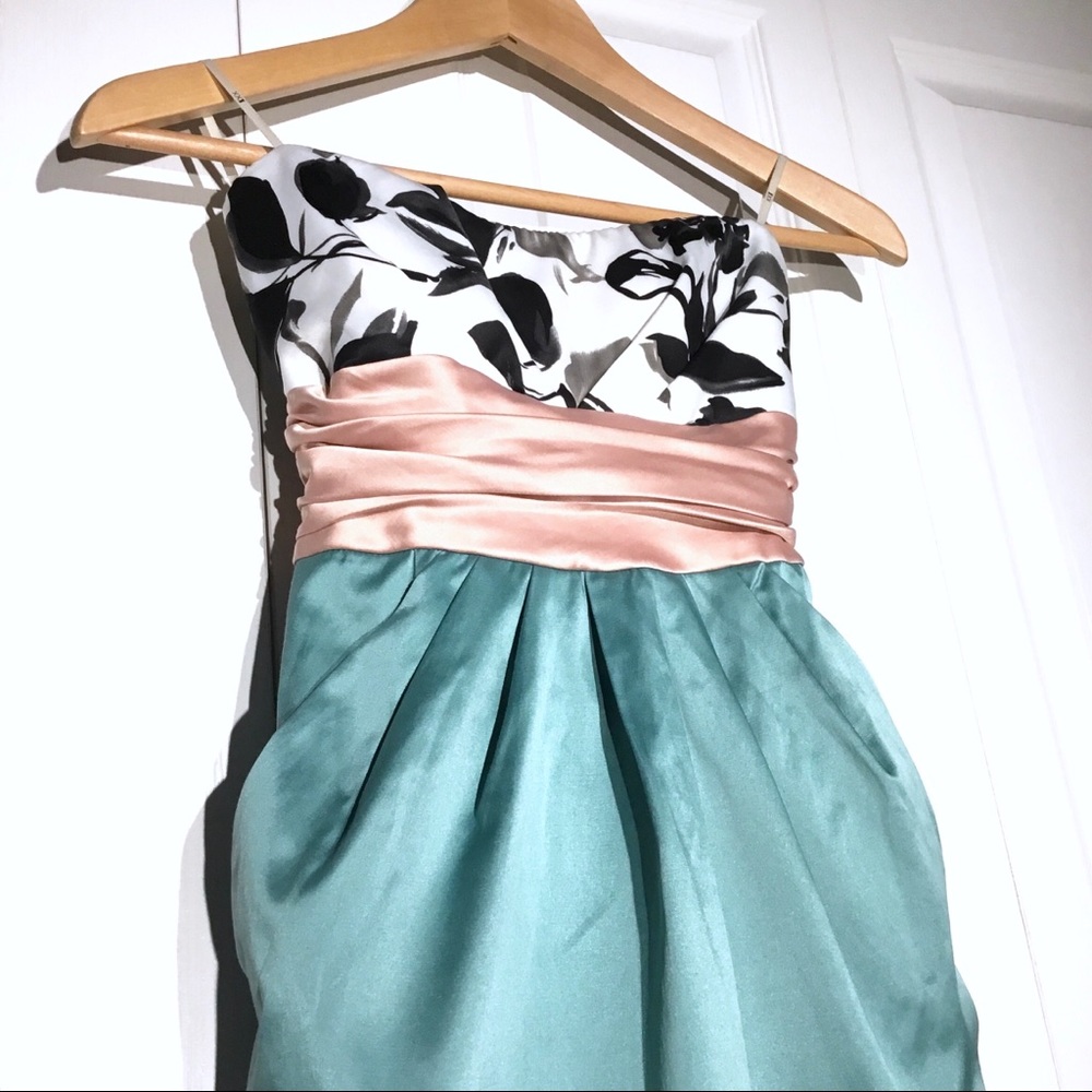 ♦️SOLD♦️Forever 21 satin dress - Picture 2 of 2